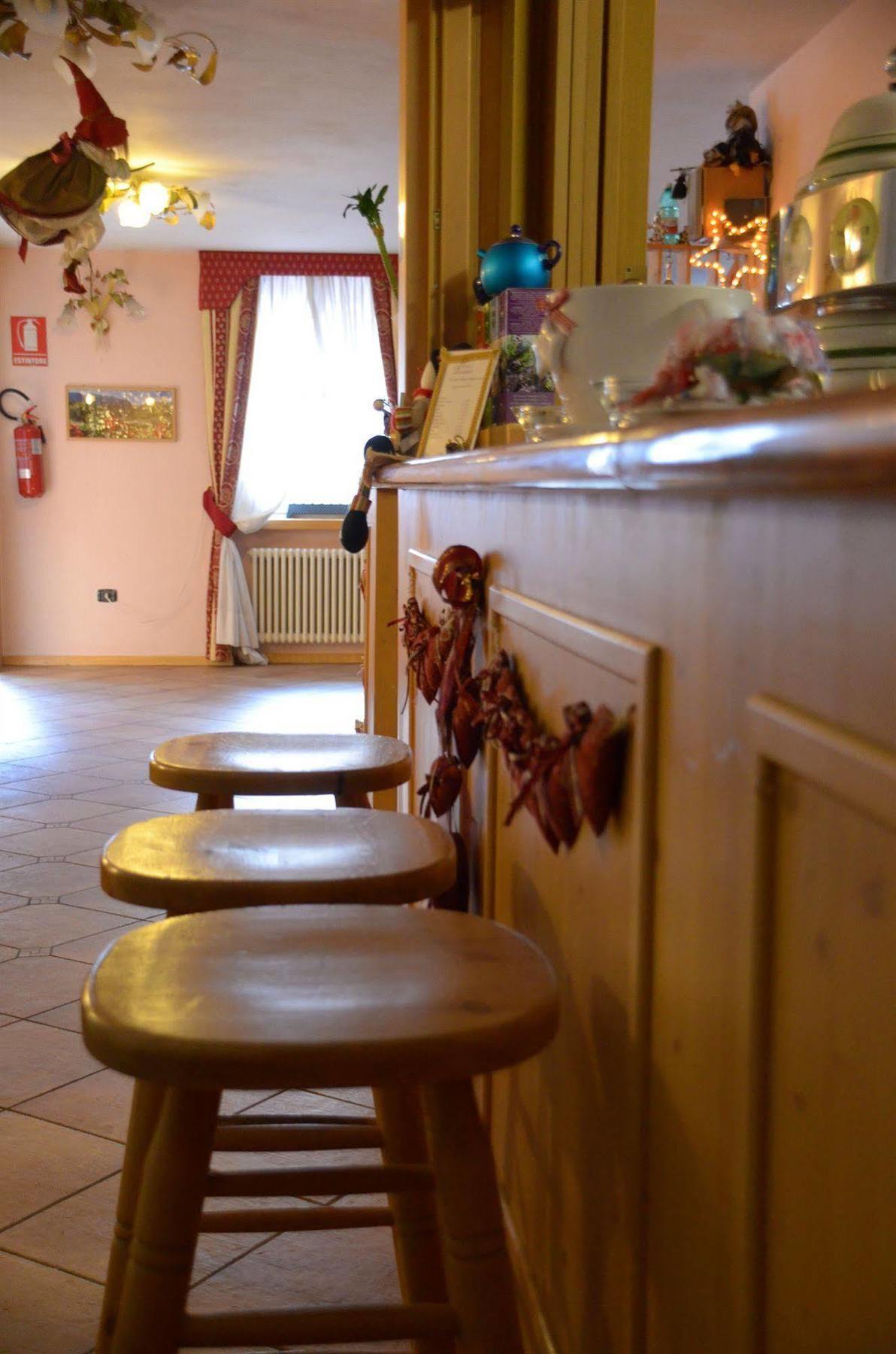 Alp Hotel Dolomiti Dimaro Ngoại thất bức ảnh